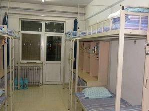 富士康宿舍最新爆料,揭秘员工生活现状与改善呼声 第1张 富士康宿舍最新爆料,揭秘员工生活现状与改善呼声 第1张